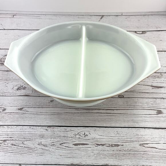 Vintage Pyrex Early American Pattern 1.5 Qt Divided Casserole, Gold Eagle Brown - Picture 3 of 10